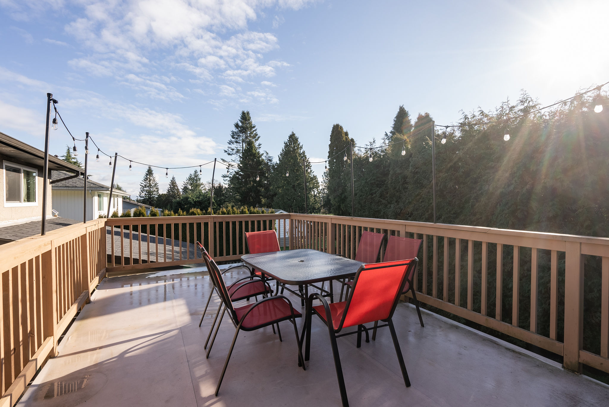 15666 Russell Avenue, White Rock