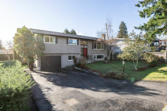 15666 Russell Avenue, White Rock