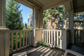 202-15350 16a Avenue, South Surrey